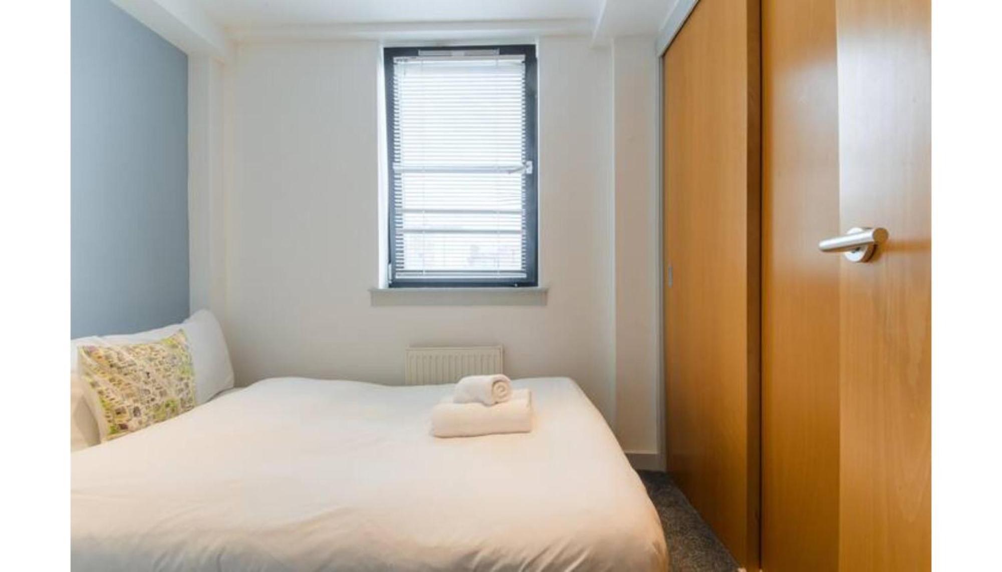 Ferienwohnung Modern Flat In The Middle Of Old Town EDI Exterior foto