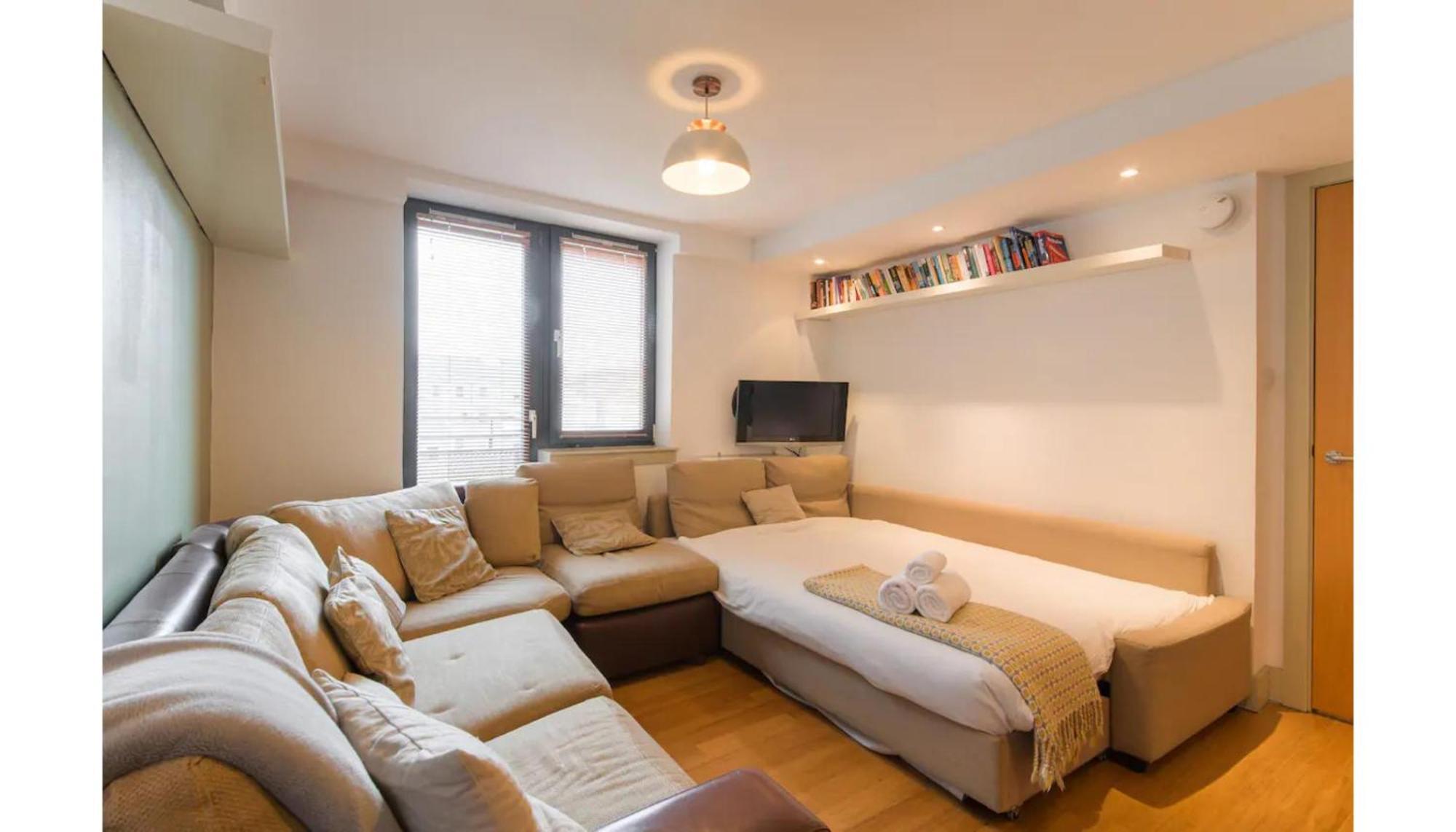 Ferienwohnung Modern Flat In The Middle Of Old Town EDI Exterior foto