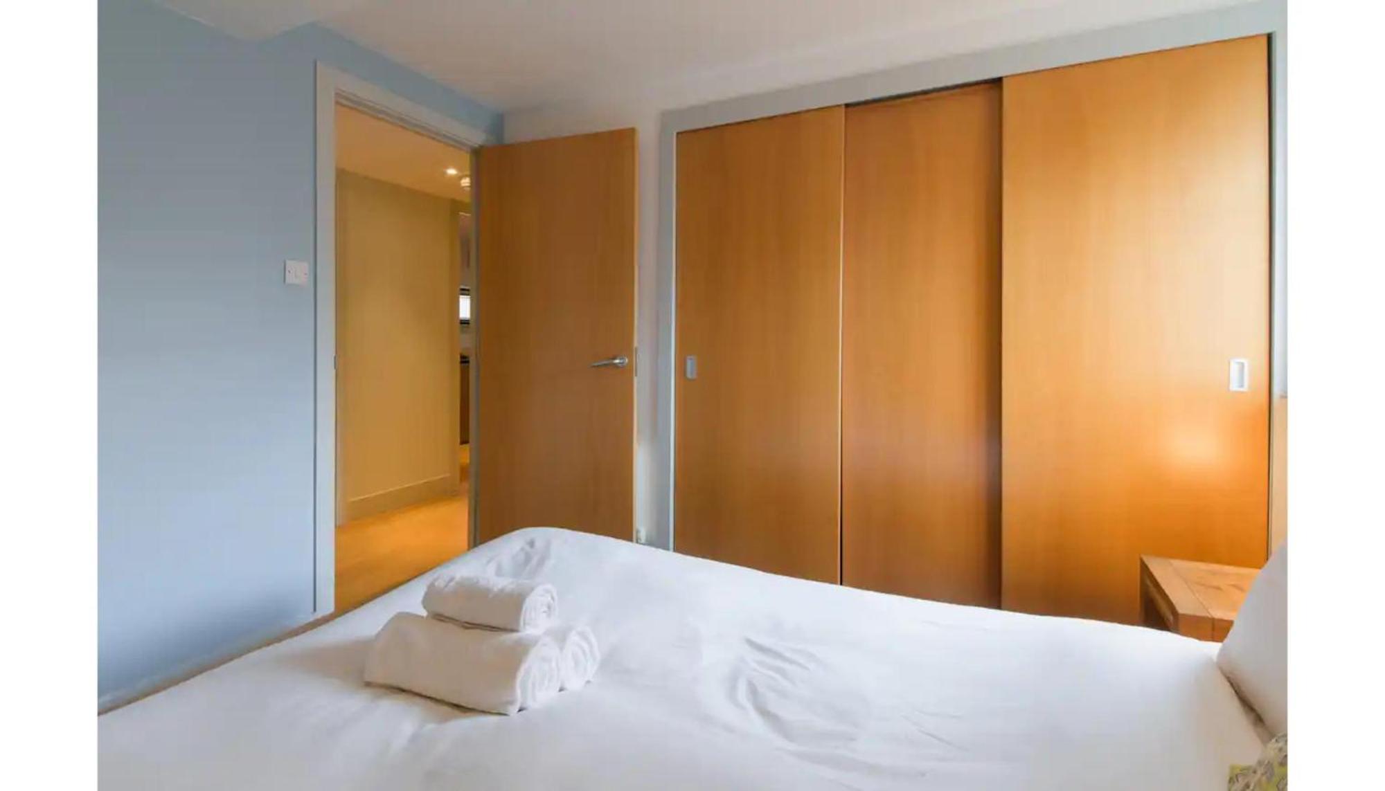 Ferienwohnung Modern Flat In The Middle Of Old Town EDI Exterior foto