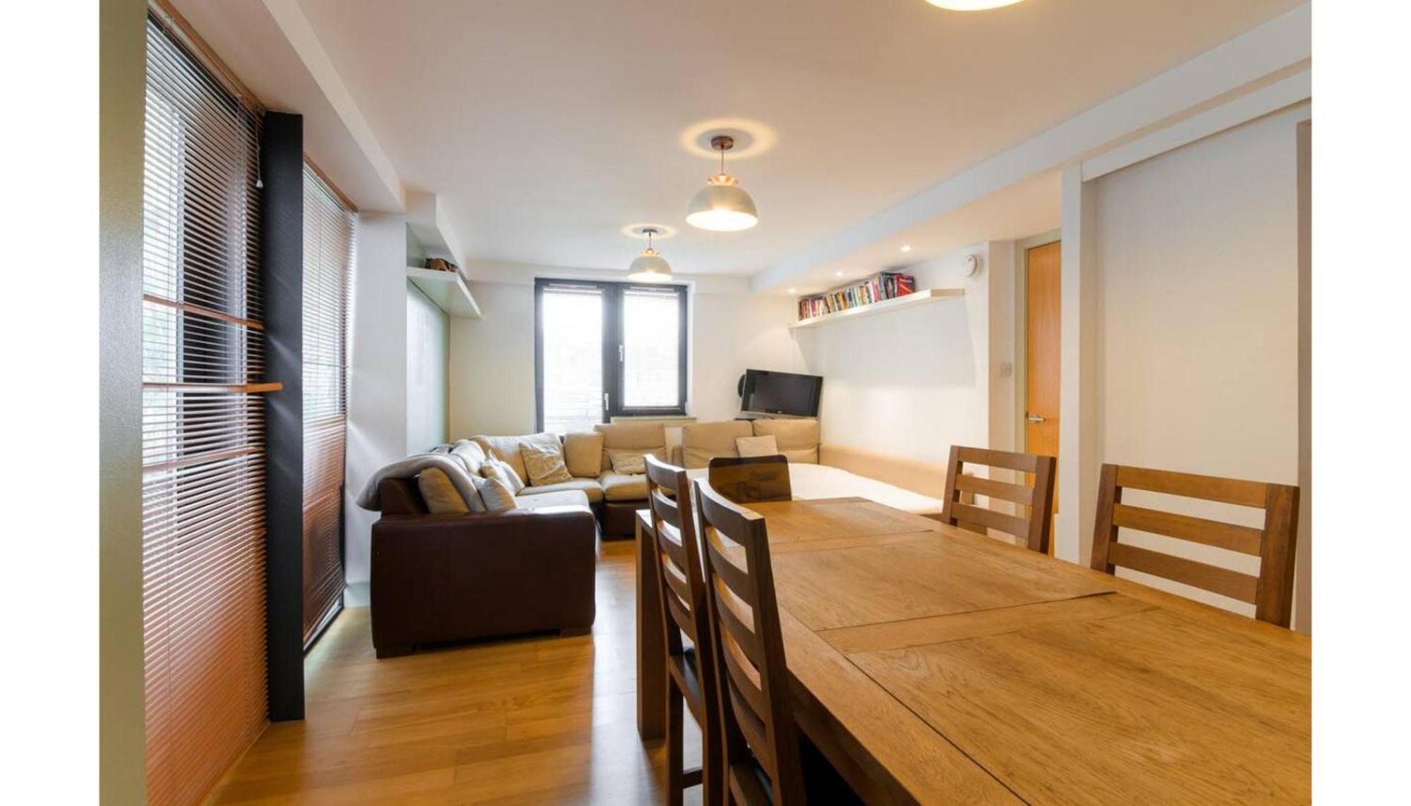 Ferienwohnung Modern Flat In The Middle Of Old Town EDI Exterior foto