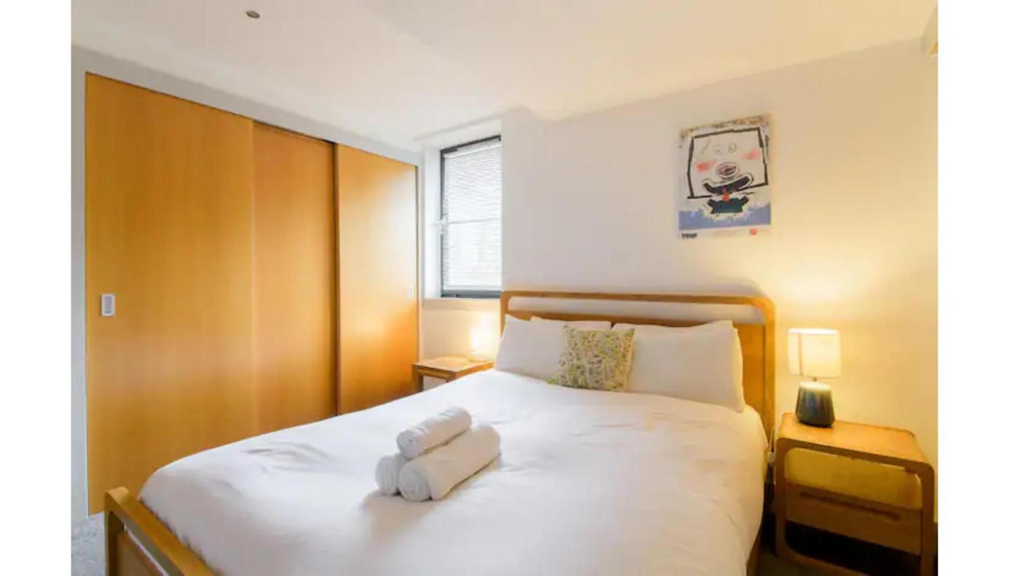 Ferienwohnung Modern Flat In The Middle Of Old Town EDI Exterior foto