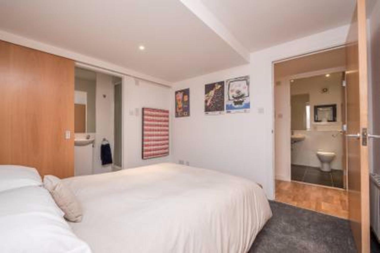 Ferienwohnung Modern Flat In The Middle Of Old Town EDI Exterior foto
